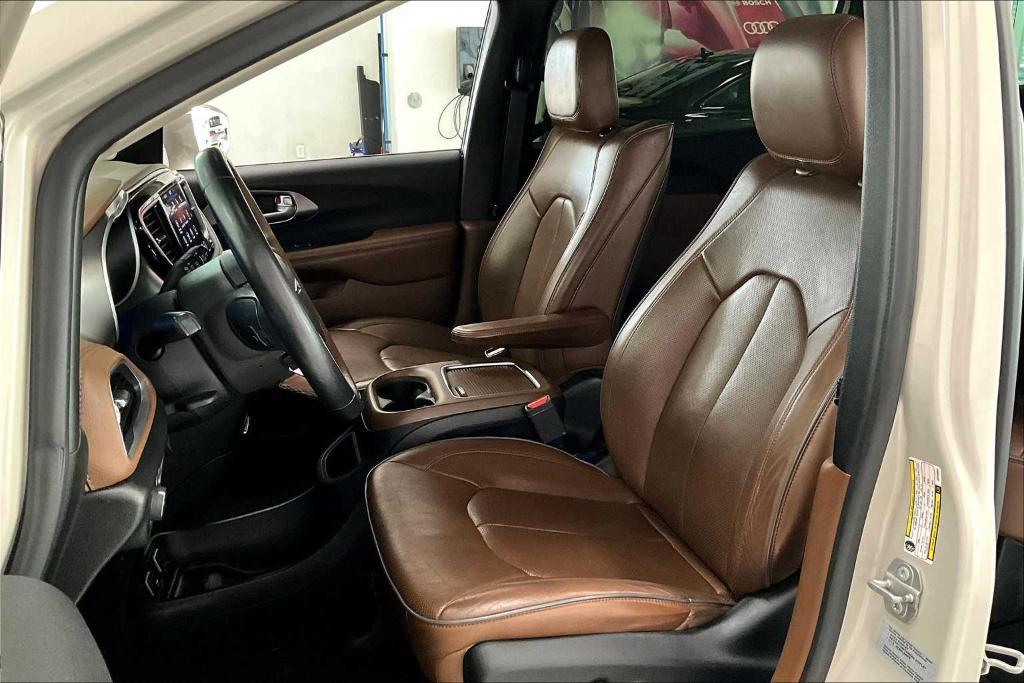 used 2017 Chrysler Pacifica car, priced at $15,575