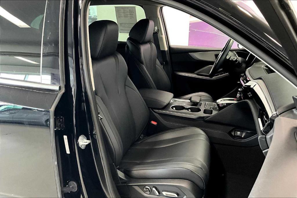 used 2023 Acura MDX car, priced at $41,880
