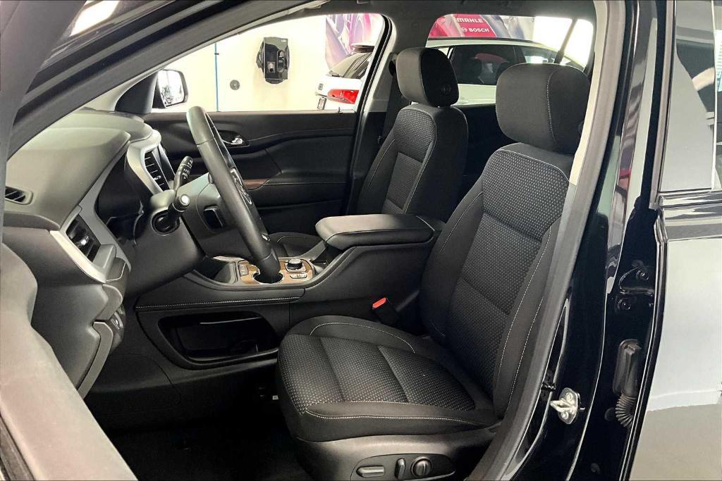 used 2023 GMC Acadia car, priced at $34,497