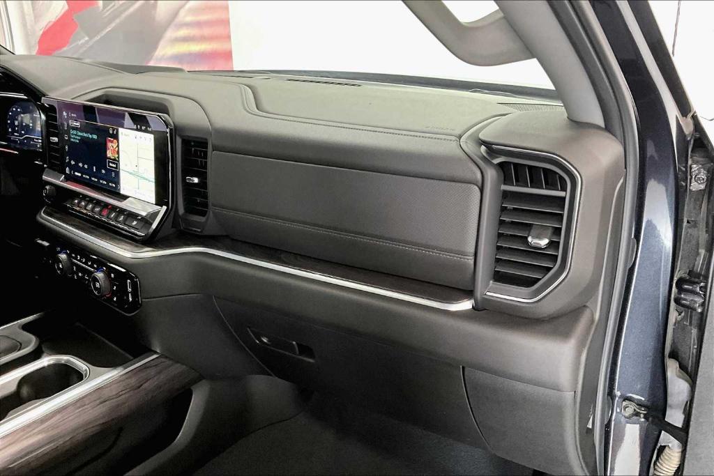 used 2022 Chevrolet Silverado 1500 car, priced at $38,377