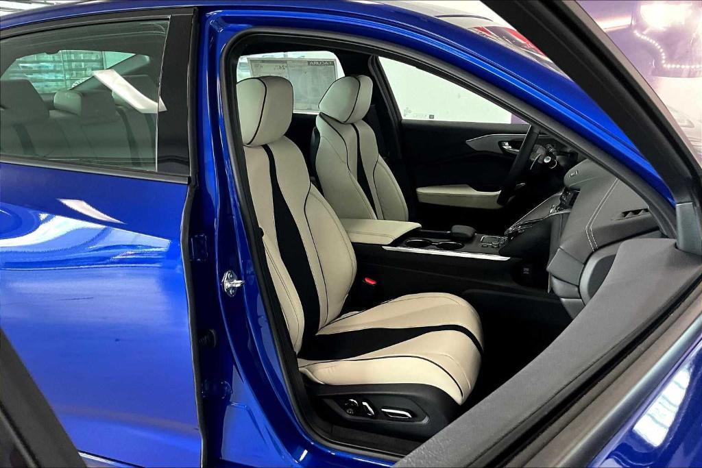 new 2025 Acura TLX car, priced at $52,195