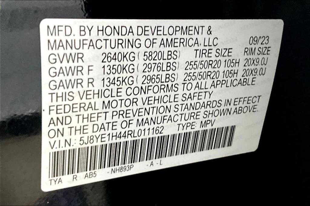 used 2024 Acura MDX car, priced at $47,810