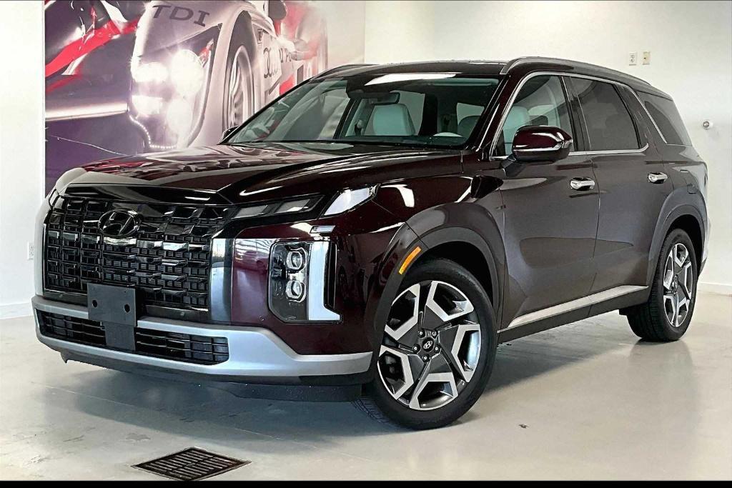 used 2023 Hyundai Palisade car, priced at $39,697