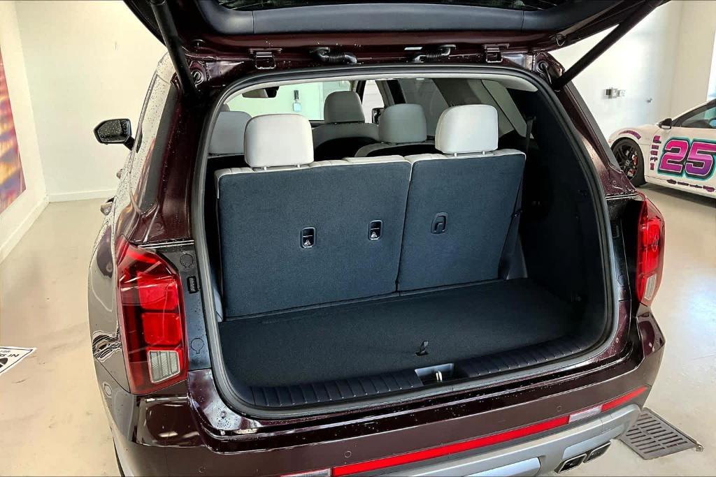 used 2023 Hyundai Palisade car, priced at $39,697