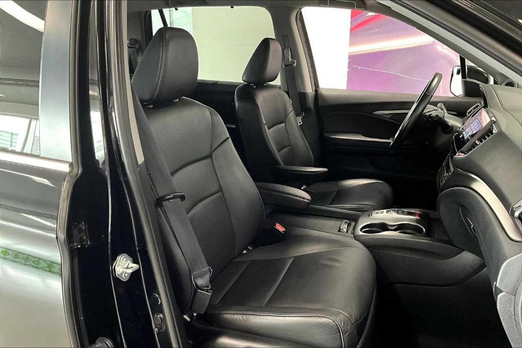used 2022 Honda Pilot car, priced at $35,223