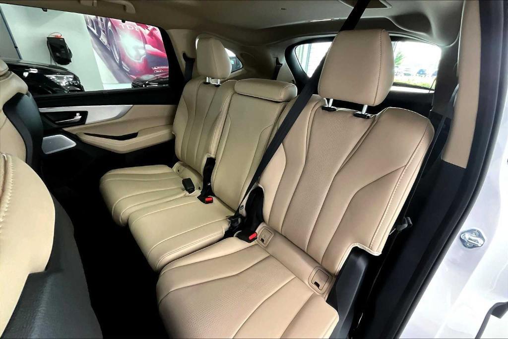new 2026 Acura MDX car, priced at $61,350