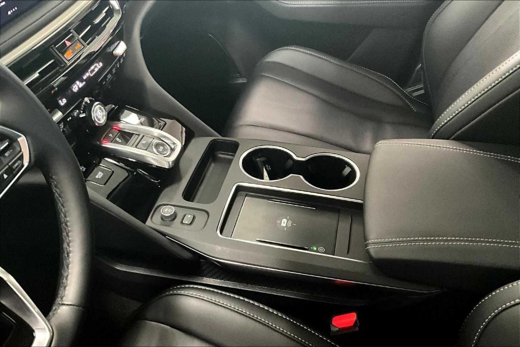 used 2025 Acura MDX car, priced at $59,840