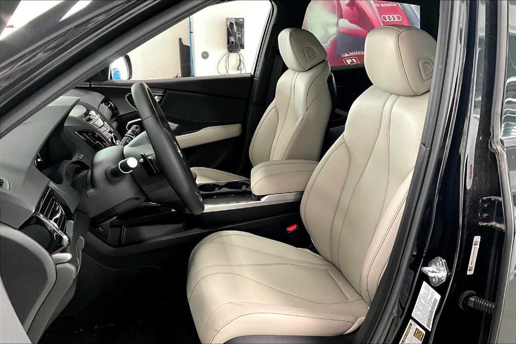 new 2025 Acura RDX car, priced at $46,650