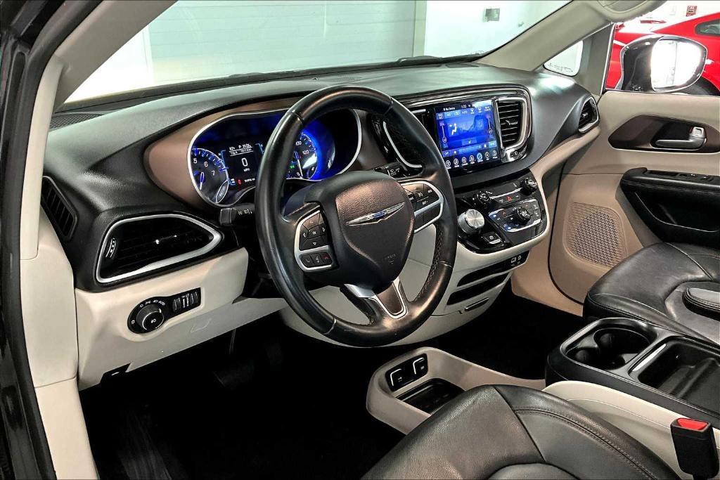 used 2017 Chrysler Pacifica car, priced at $13,577