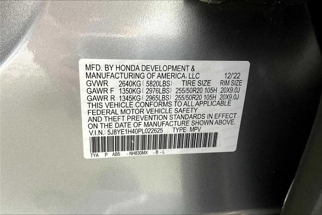 used 2023 Acura MDX car, priced at $46,127
