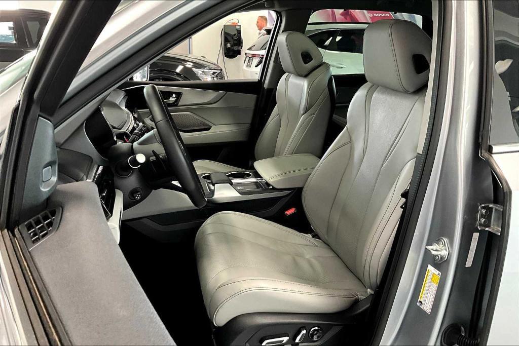 used 2023 Acura MDX car, priced at $46,127
