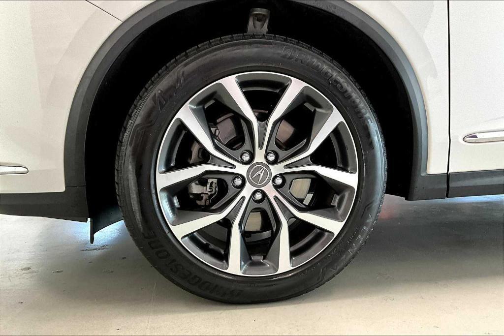used 2022 Acura MDX car, priced at $39,997