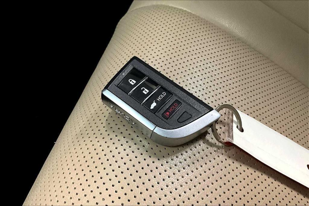 used 2022 Acura MDX car, priced at $39,997
