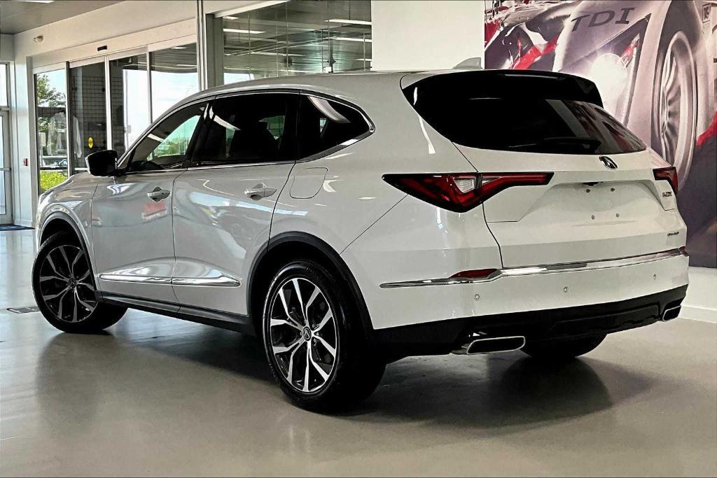 used 2022 Acura MDX car, priced at $39,997