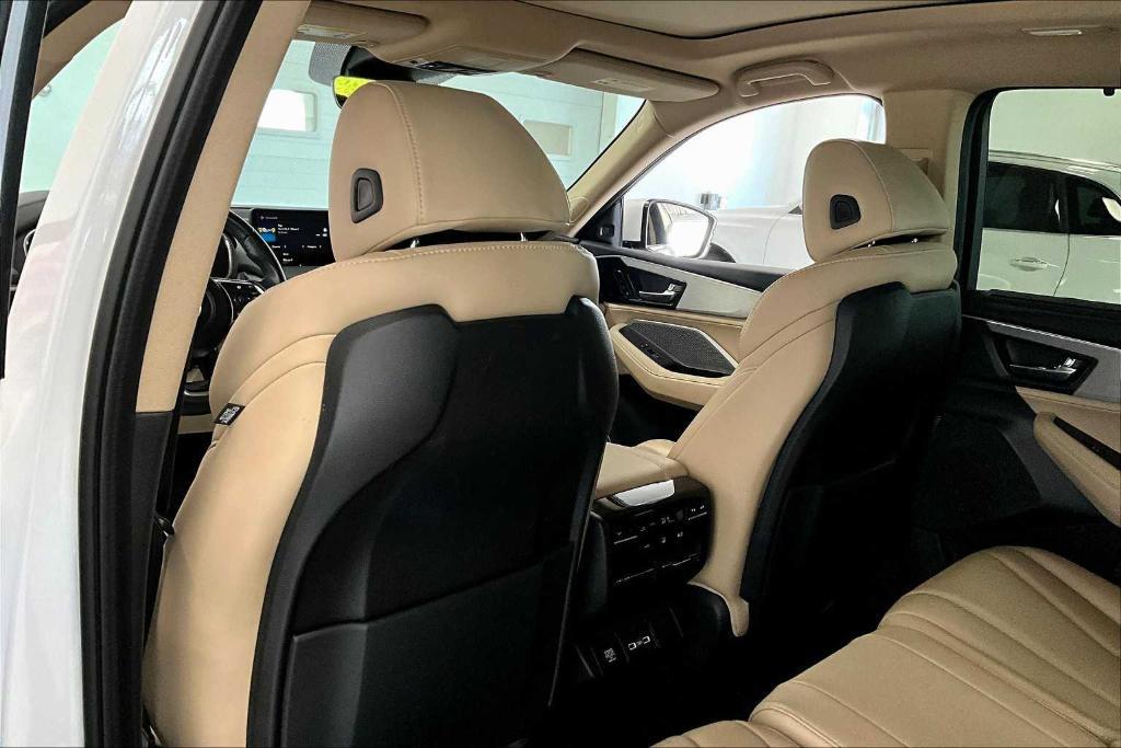 used 2022 Acura MDX car, priced at $39,997
