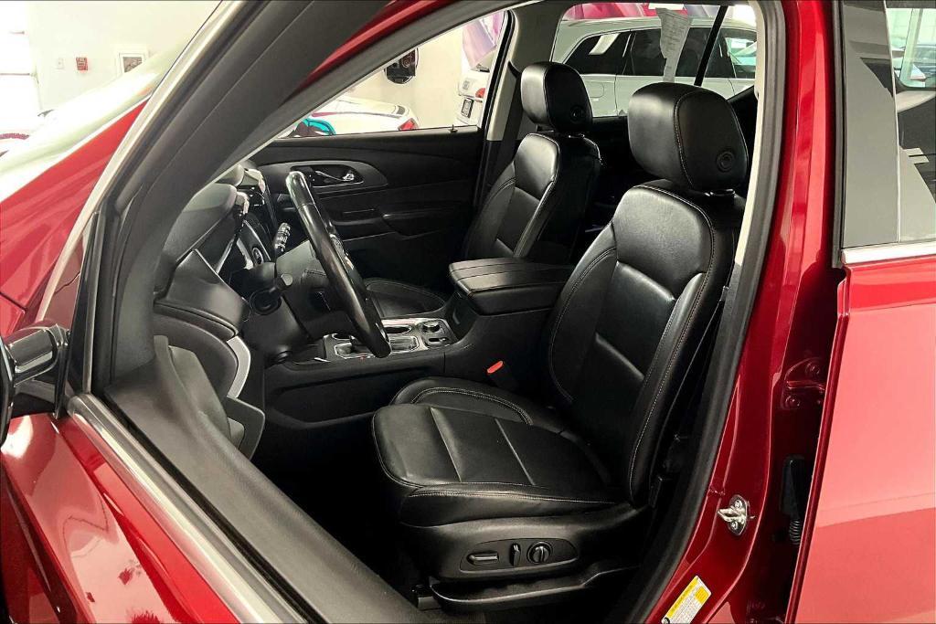 used 2019 Chevrolet Traverse car, priced at $25,697