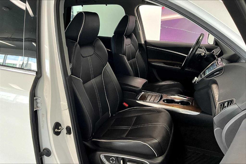 used 2020 Acura MDX car, priced at $28,897