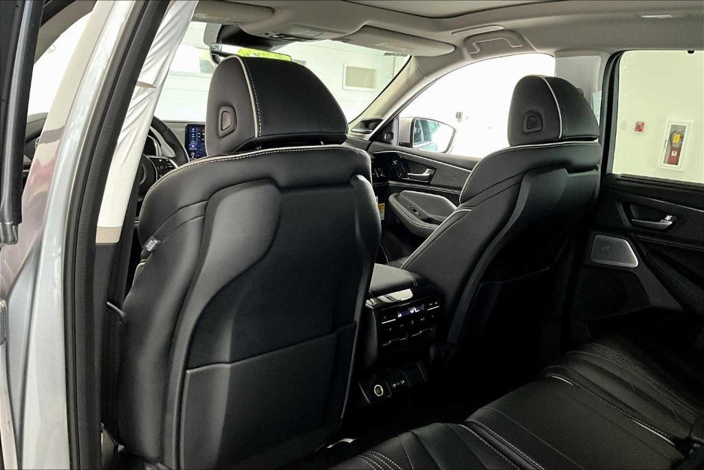 new 2026 Acura MDX car, priced at $68,250