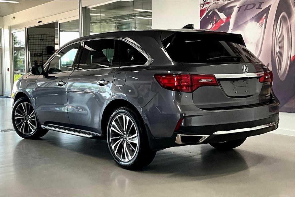 used 2018 Acura MDX car, priced at $25,877