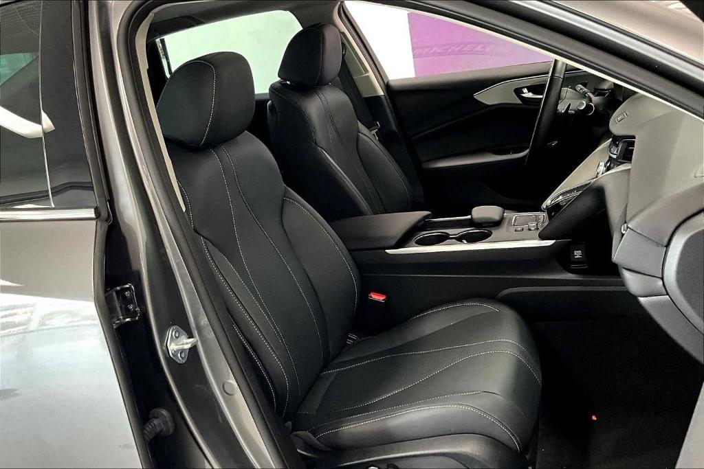 used 2025 Acura TLX car, priced at $39,497