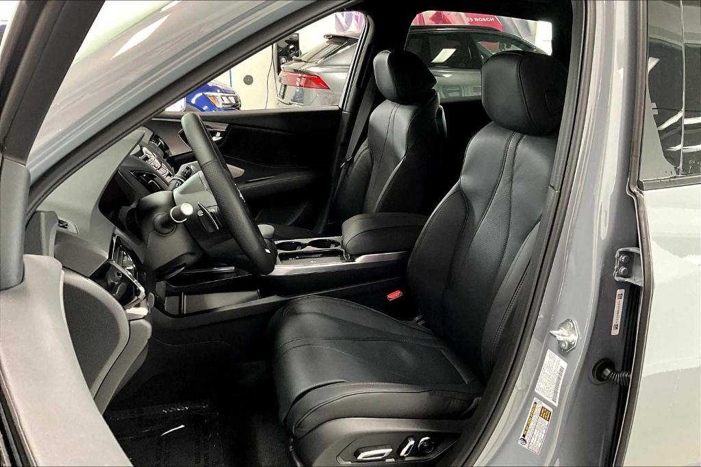 new 2025 Acura RDX car, priced at $56,400