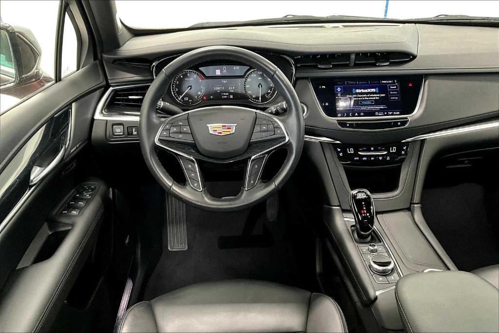 used 2022 Cadillac XT5 car, priced at $34,989