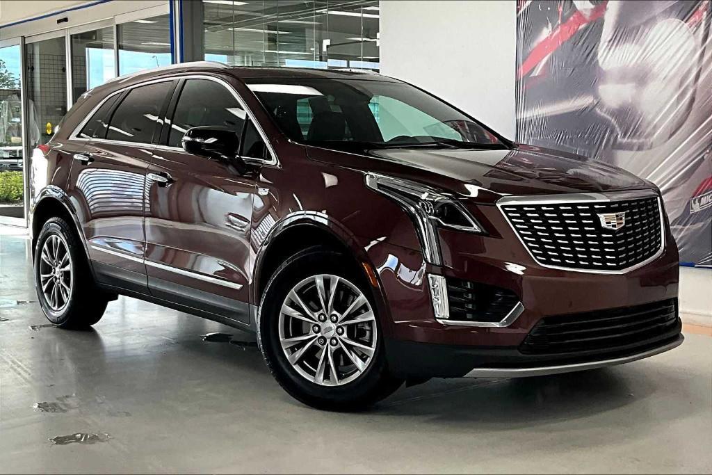 used 2022 Cadillac XT5 car, priced at $34,989