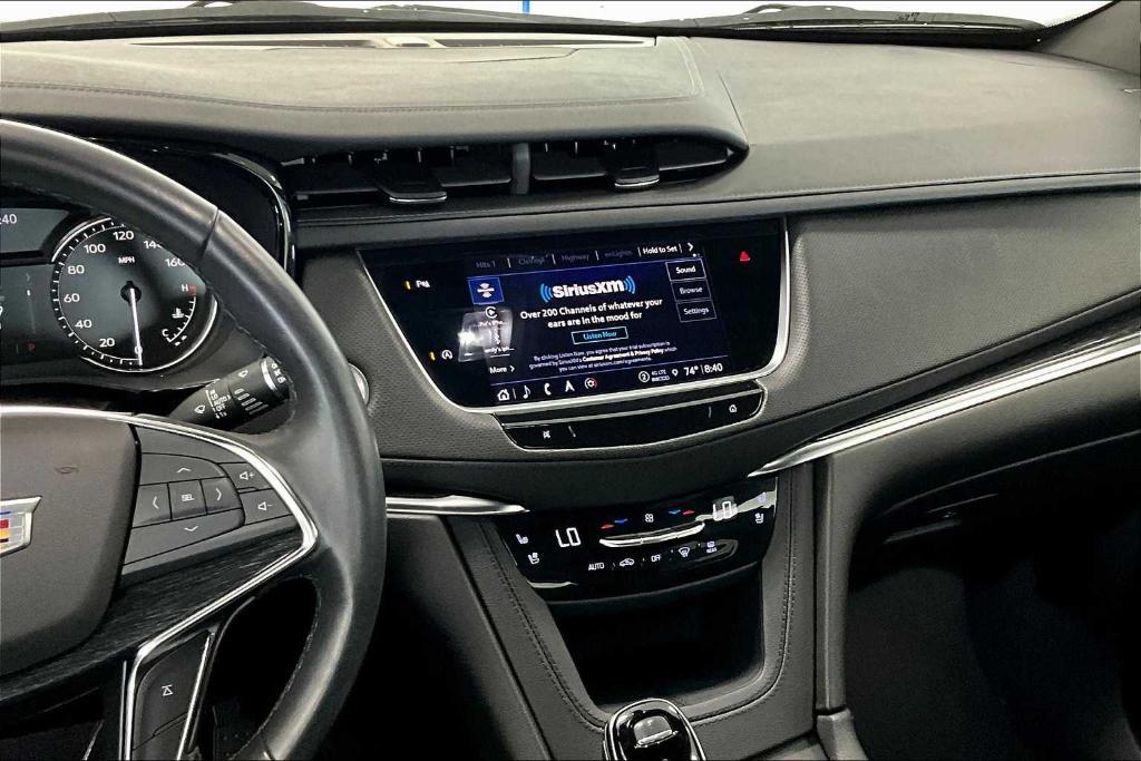 used 2022 Cadillac XT5 car, priced at $34,989