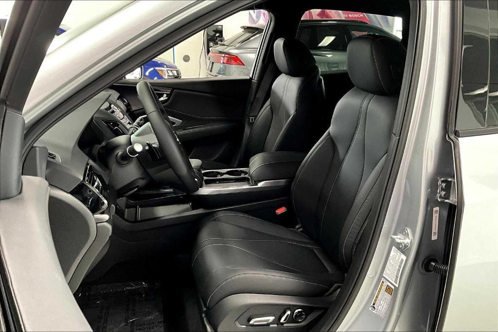 new 2025 Acura RDX car, priced at $46,050