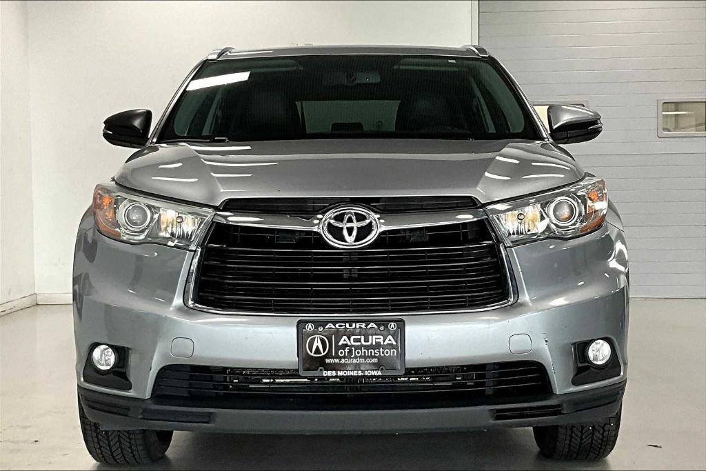 used 2015 Toyota Highlander car, priced at $17,490