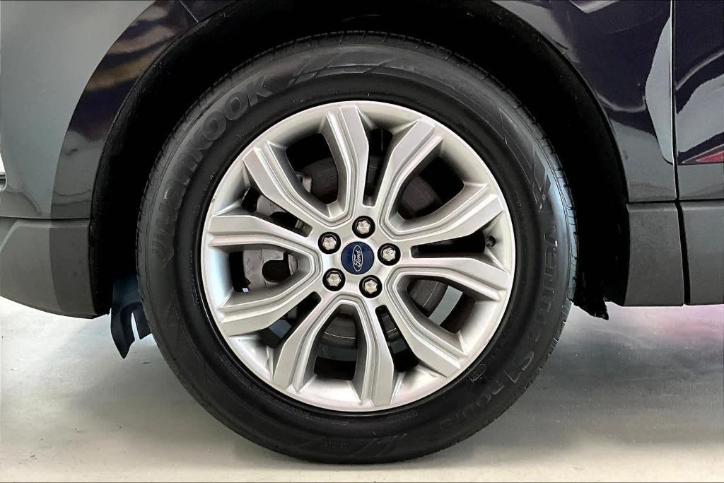 used 2022 Ford Edge car, priced at $26,590