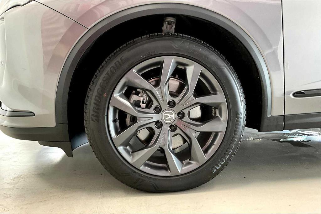 used 2024 Acura MDX car, priced at $50,647