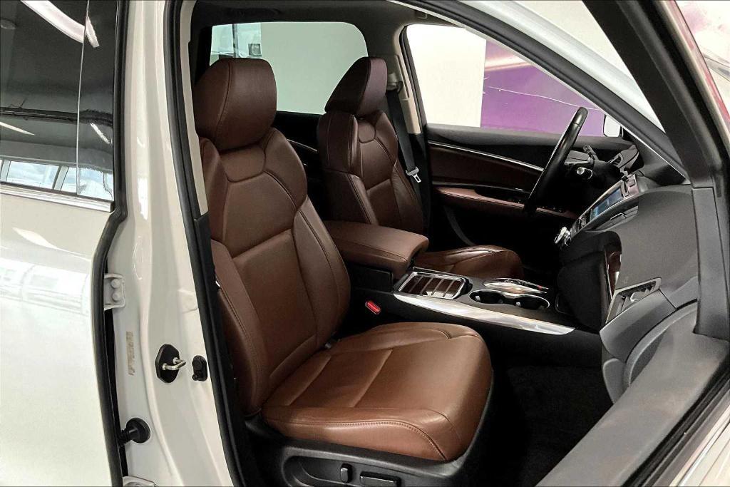 used 2018 Acura MDX car, priced at $25,577