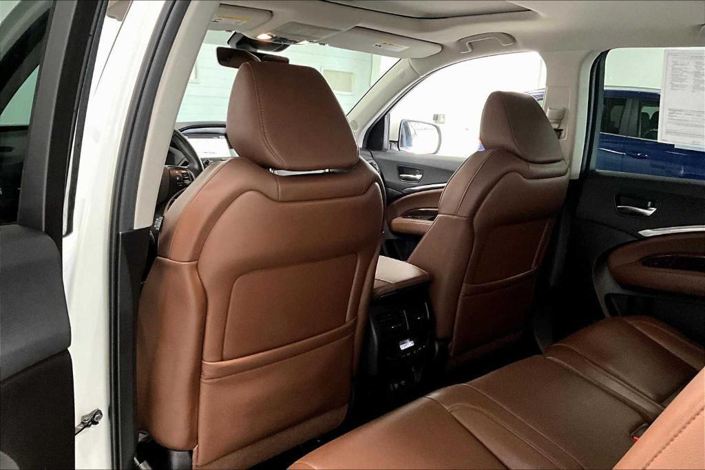 used 2018 Acura MDX car, priced at $25,577