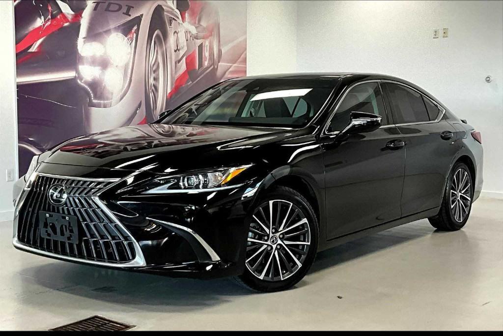 used 2023 Lexus ES 350 car, priced at $39,297
