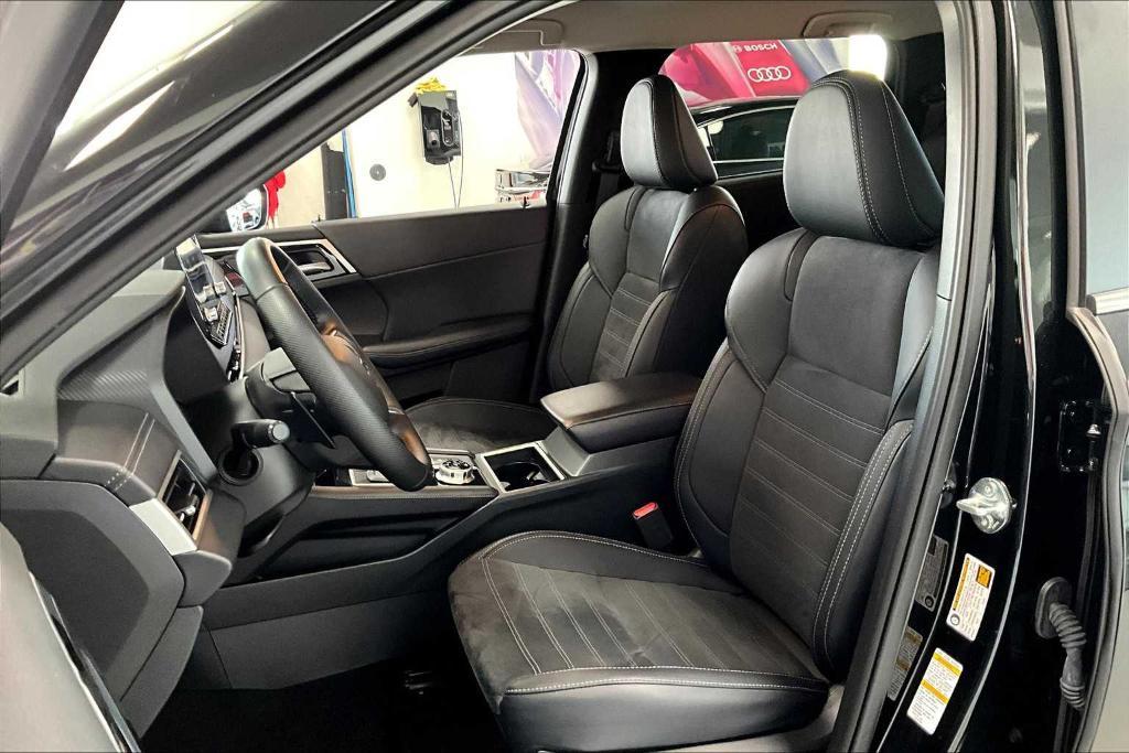 used 2024 Mitsubishi Outlander car, priced at $28,330