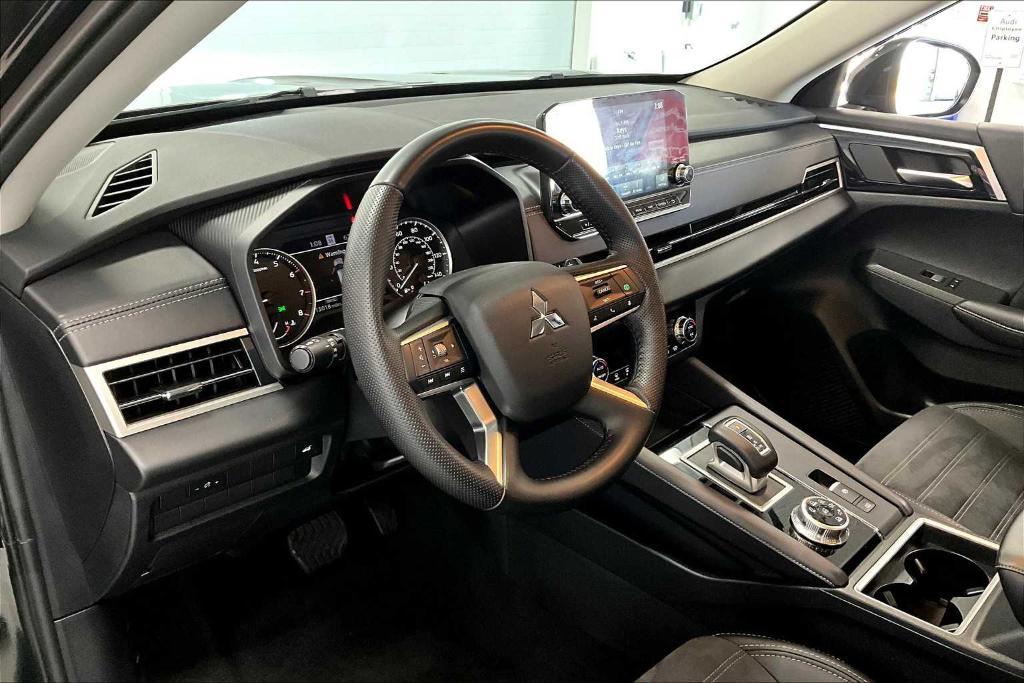 used 2024 Mitsubishi Outlander car, priced at $28,330