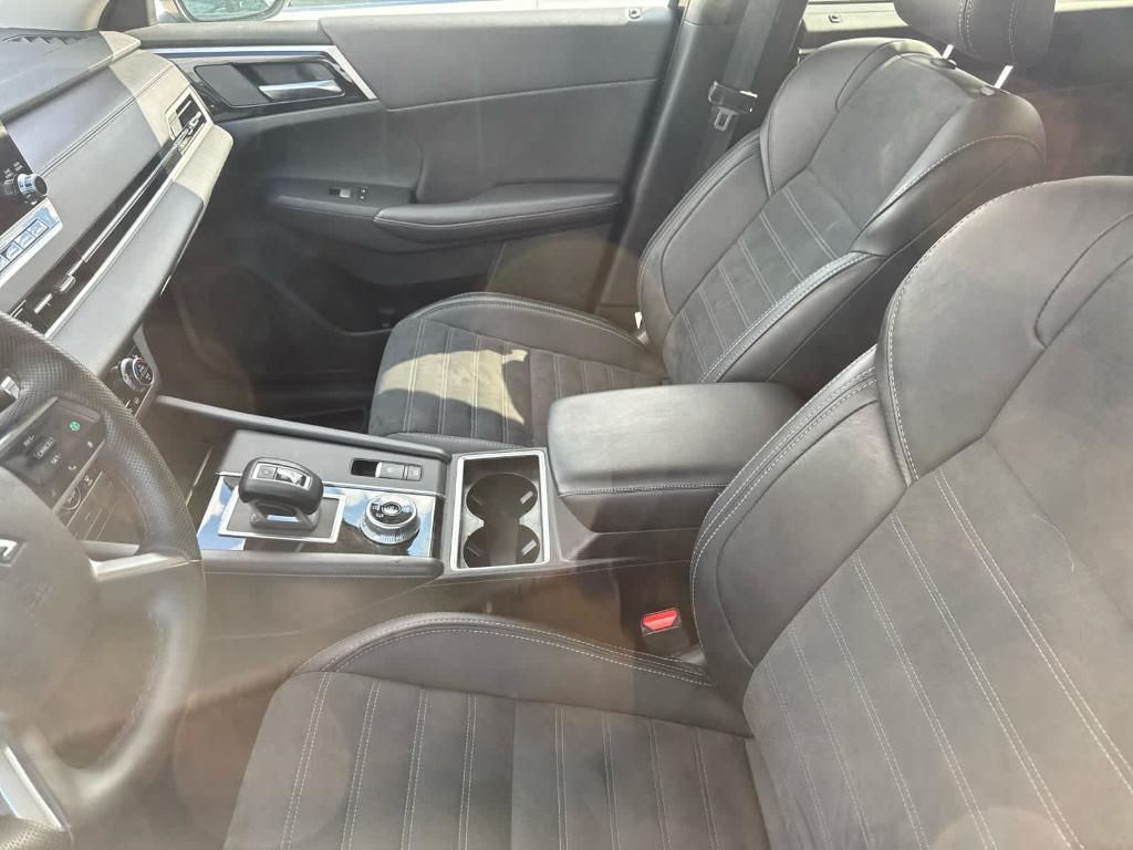 used 2024 Mitsubishi Outlander car, priced at $28,998