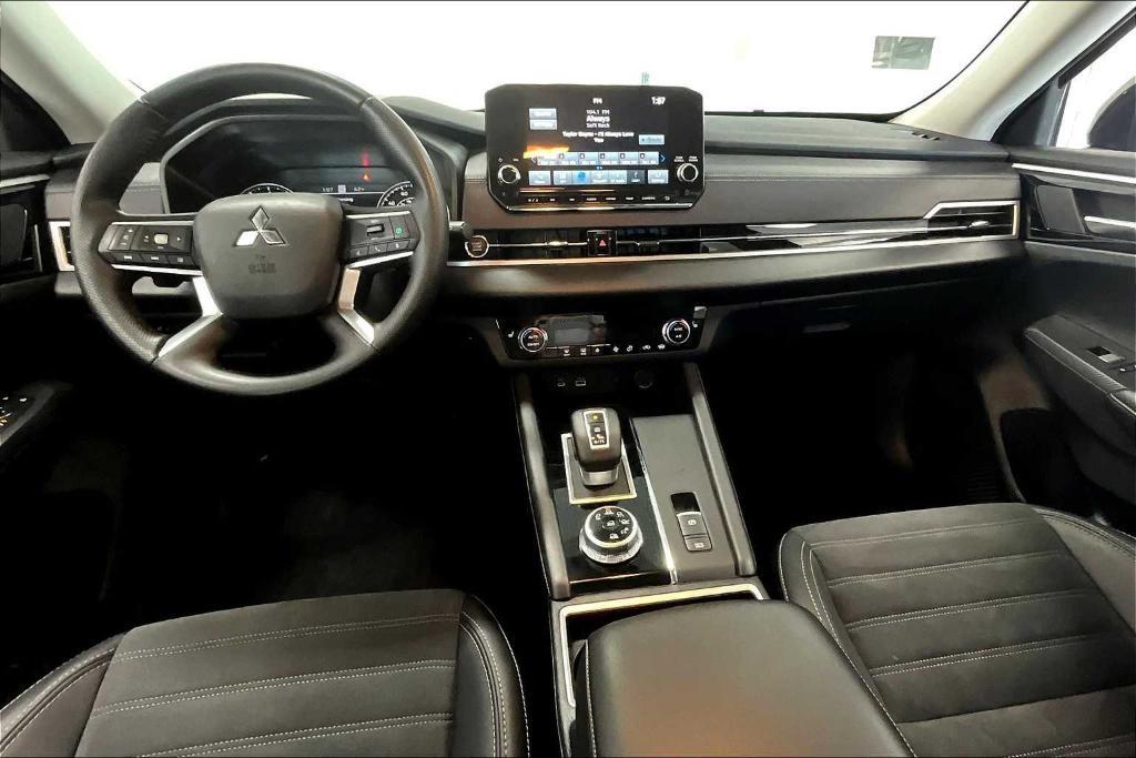 used 2024 Mitsubishi Outlander car, priced at $28,330