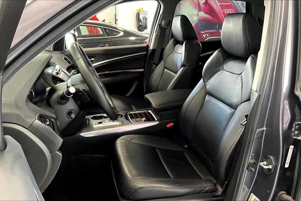 used 2020 Acura MDX car, priced at $27,805