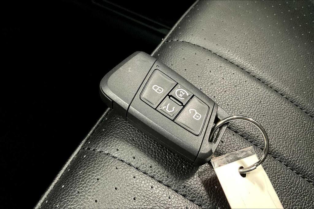 used 2024 Volkswagen Tiguan car, priced at $30,117