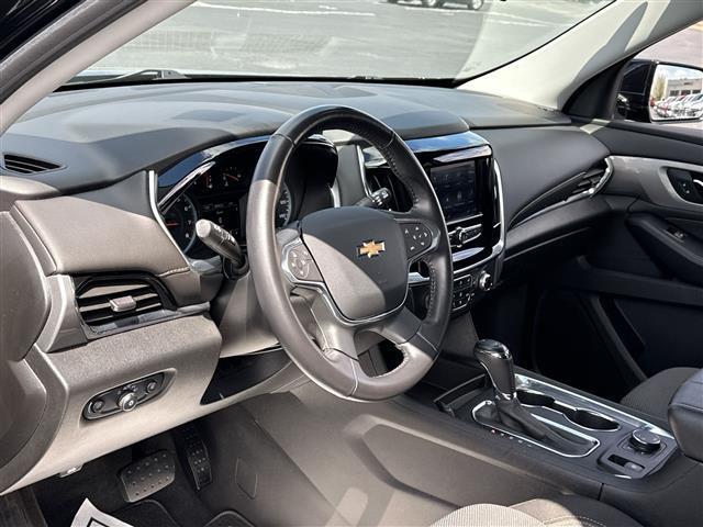 used 2020 Chevrolet Traverse car, priced at $23,988