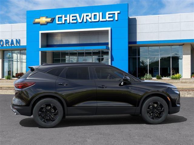 new 2025 Chevrolet Blazer car, priced at $38,555