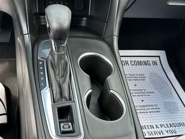 used 2022 Chevrolet Equinox car, priced at $18,999