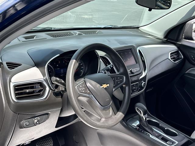 used 2022 Chevrolet Equinox car, priced at $18,999