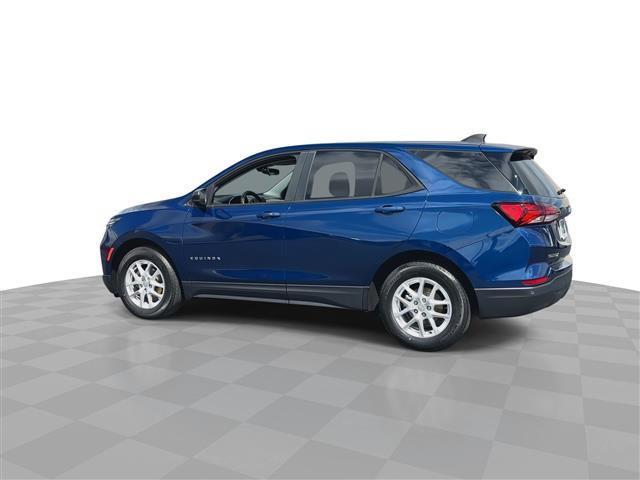 used 2022 Chevrolet Equinox car, priced at $18,999