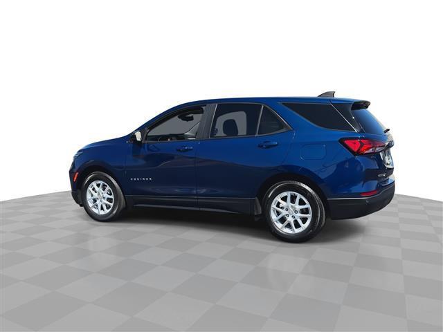 used 2022 Chevrolet Equinox car, priced at $19,365