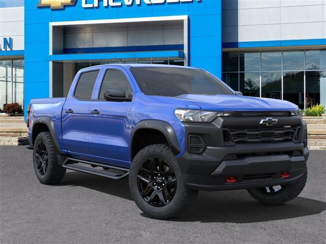 new 2025 Chevrolet Colorado car, priced at $42,017