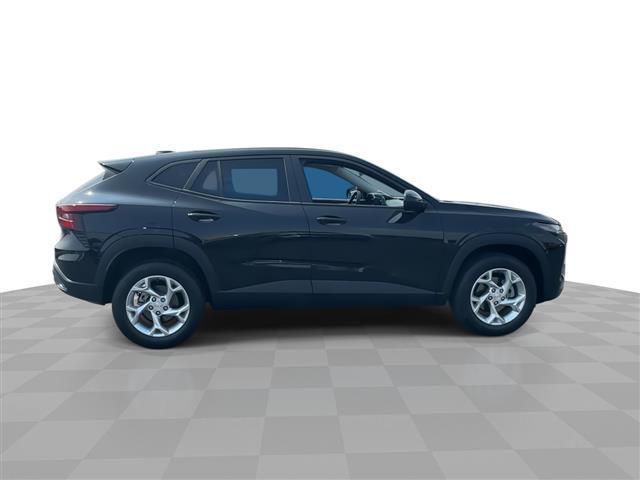 used 2025 Chevrolet Trax car, priced at $22,477