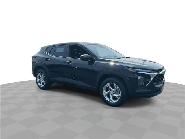 used 2025 Chevrolet Trax car, priced at $22,477
